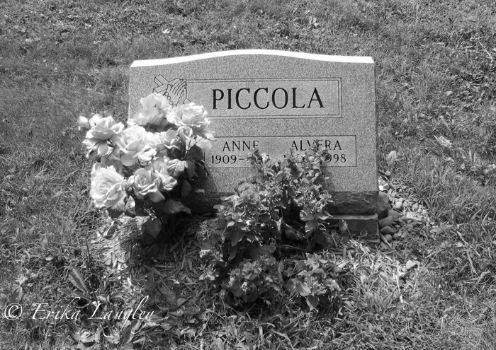 Annie and Vera's grave 2006